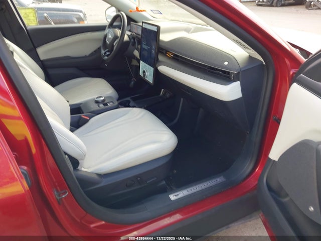 2022 FORD MUSTANG MACH-E 3FMTK3RM0NMA30274 Photo 4