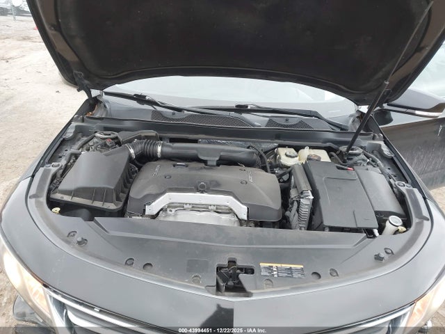 Chevrolet IMPALA 1LT 2017 2G1105SA9H9114337 Image 10