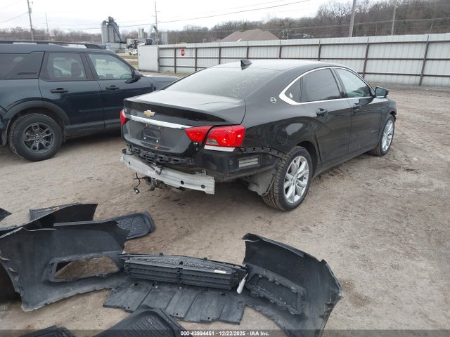 Chevrolet IMPALA 1LT 2017 2G1105SA9H9114337 Image 4