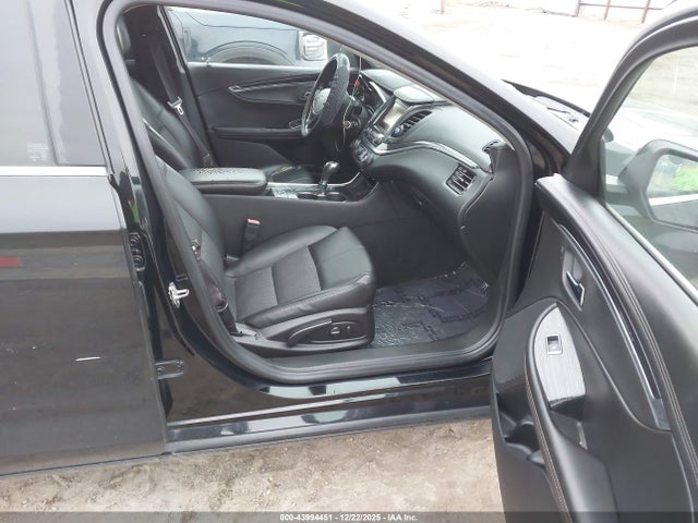 Chevrolet IMPALA 1LT 2017 2G1105SA9H9114337 Image 5