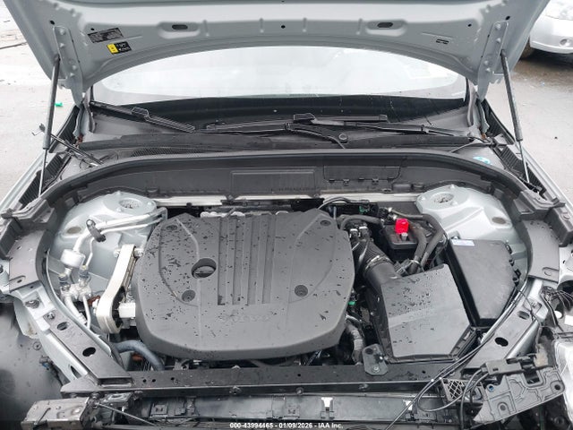 2025 Volvo Xc60 B5 Plus მანქანა იყიდება აუქციონზე, vin: YV4M12RC3S1121154, აუქციონის ნომერი: 43994465