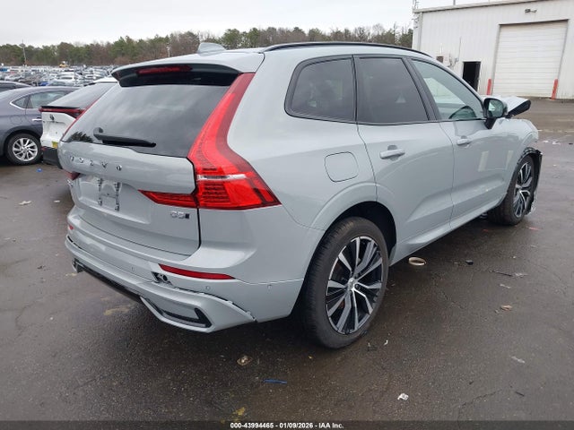 2025 Volvo Xc60 B5 Plus მანქანა იყიდება აუქციონზე, vin: YV4M12RC3S1121154, აუქციონის ნომერი: 43994465