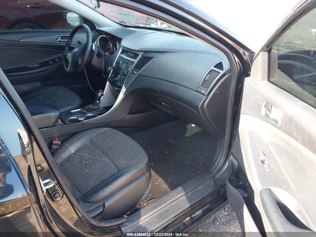 2011 HYUNDAI SONATA 5NPEC4AB5BH255379 Photo 4
