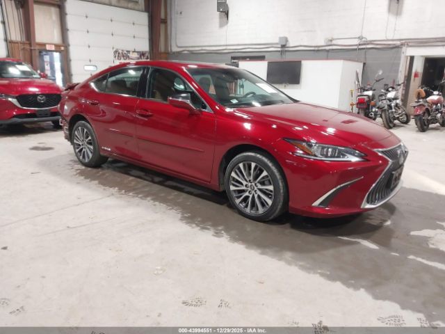 2021 LEXUS ES 300H 58ADA1C17MU011573