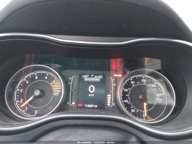 Jeep Cherokee Latitude Plus 4x4 2019 1C4PJMLX0KD289663 Image 7