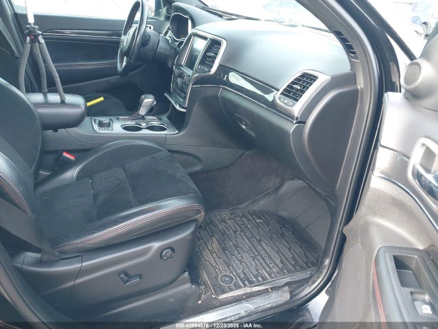 1C4RJFLGXHC670116 Jeep Grand Cherokee Trailhawk 4x4
