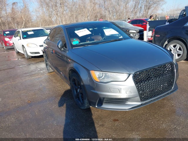 2016 AUDI A3 WAUA7GFF7G1024334