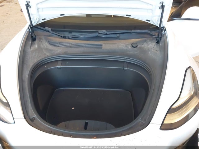 2019 TESLA MODEL 3 5YJ3E1EBXKF408749 Photo 9