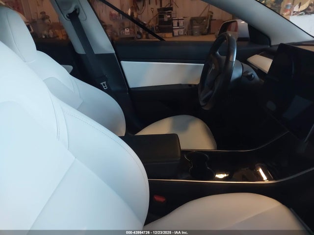 2019 TESLA MODEL 3 5YJ3E1EBXKF408749 Photo 4