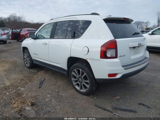 2016 JEEP COMPASS 1C4NJDEB3GD558920 Photo 2