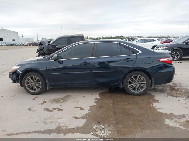 4T1BF1FK7HU423664 Toyota CAMRY SE
