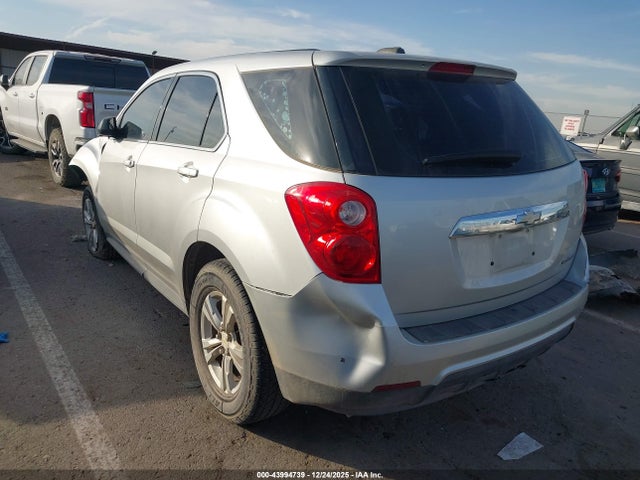 2015 CHEVROLET EQUINOX 1GNALAEK4FZ141645 Photo 2