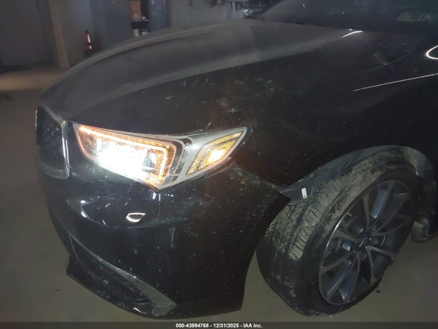 Продаж на аукціоні авто 2020 Acura Tlx Standard, vin: 19UUB2F3XLA006106, номер лоту: 43994768