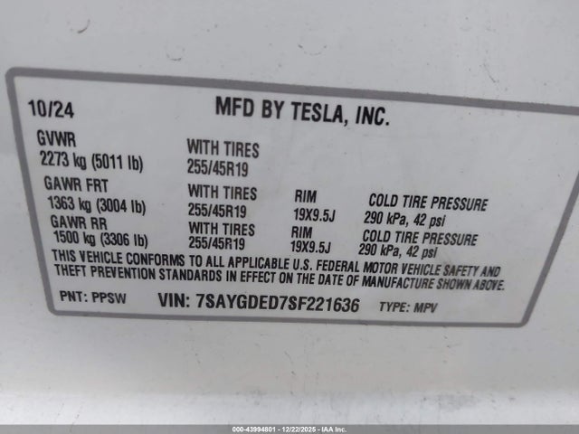 2025 TESLA MODEL Y 7SAYGDED7SF221636 Photo 8