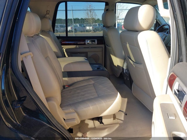 2006 LINCOLN NAVIGATOR 5LMFU28596LJ13164 Photo 7