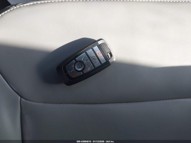 Продаж на аукціоні авто 2021 Ford Explorer Xlt, vin: 1FMSK8DH8MGB38251, номер лоту: 43994818
