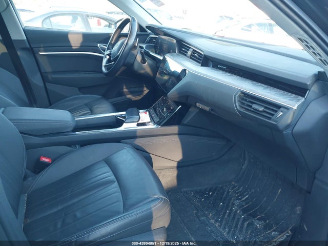 2021 AUDI E-TRON WA1AAAGE0MB020567 Photo 4