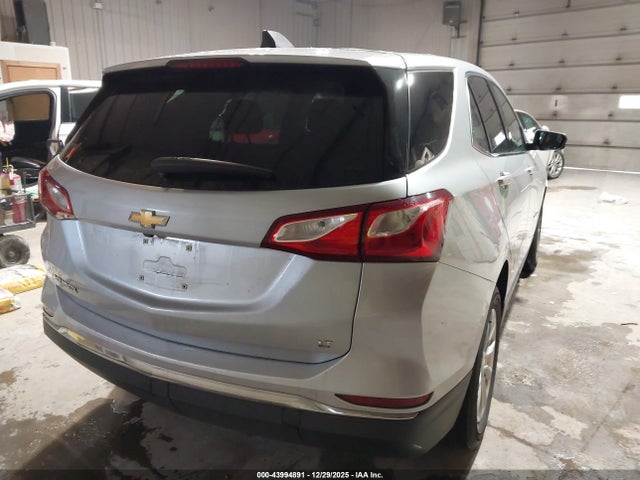 Продажа на аукционе авто 2019 Chevrolet Equinox Lt, vin: 2GNAXKEV0K6256995, номер лота: 43994891