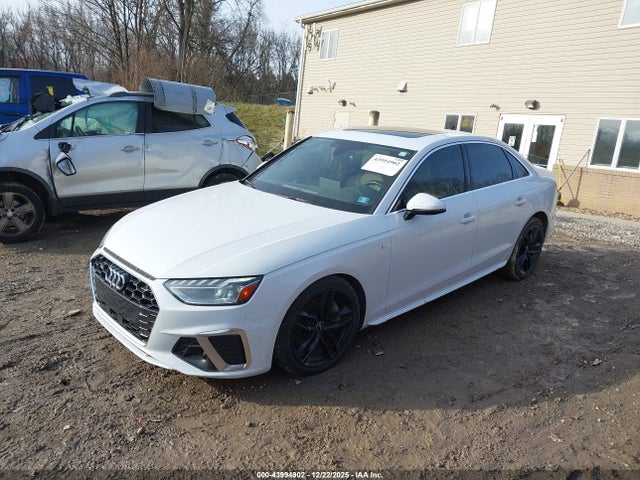 2022 AUDI A4 WAUEAAF42NN015142 Photo 1