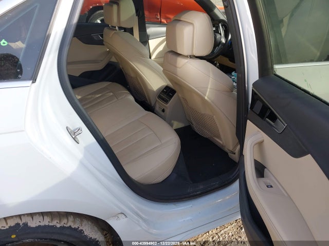 2022 AUDI A4 WAUEAAF42NN015142 Photo 7