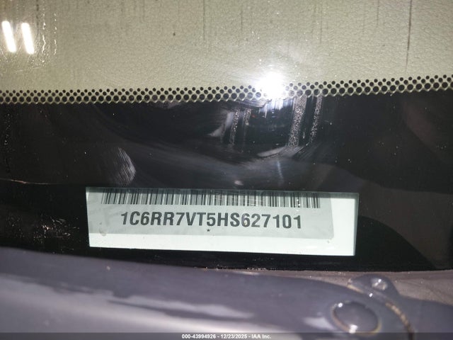 2017 RAM 1500 1C6RR7VT5HS627101 Photo 8