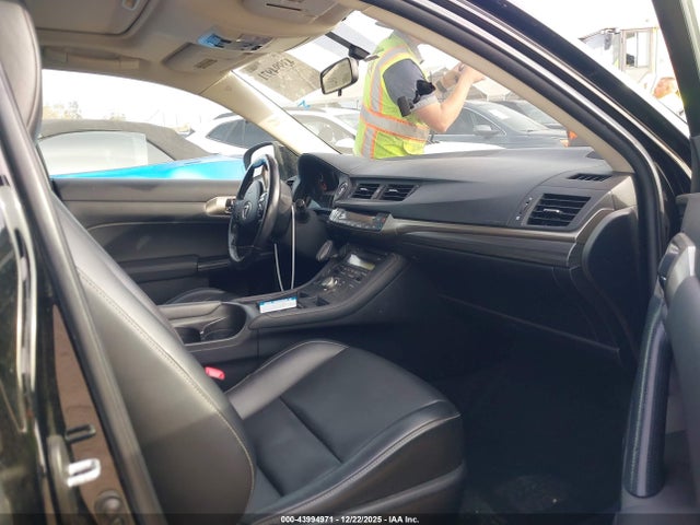 2015 LEXUS CT 200H JTHKD5BH0F2230100 Photo 4