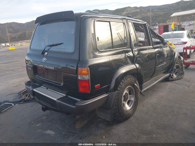 1997 TOYOTA LAND CRUISER JT3HJ85J8V0156332 Photo 3