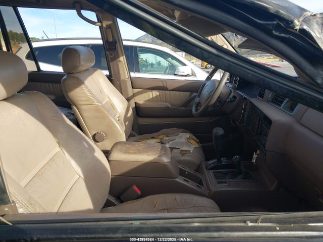 1997 TOYOTA LAND CRUISER JT3HJ85J8V0156332 Photo 4
