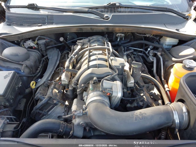 2011 CHRYSLER 300C 2C3CK6CT3BH518817 Photo 9