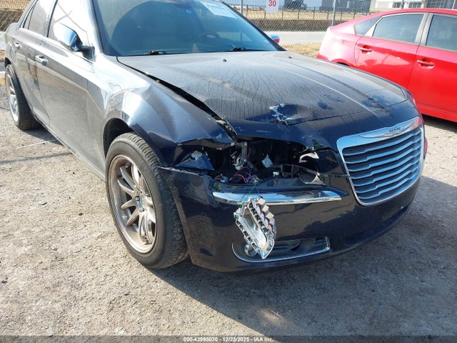 2011 CHRYSLER 300C 2C3CK6CT3BH518817 Photo 5