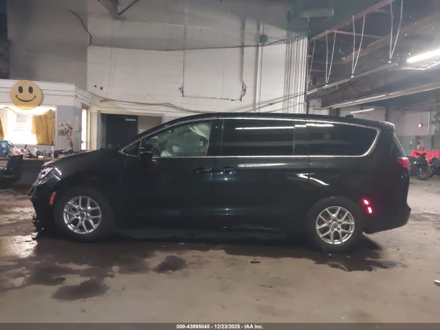 Aukcja sprzedaży 2023 Chrysler Pacifica Touring L, vin: 2C4RC1BG7PR505208, numer aukcji: 43995045