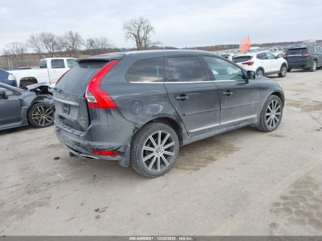 2016 VOLVO XC60 YV4902RM2G2813151 Photo 3
