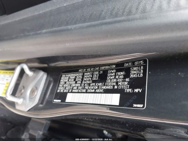 2016 VOLVO XC60 YV4902RM2G2813151 Photo 8