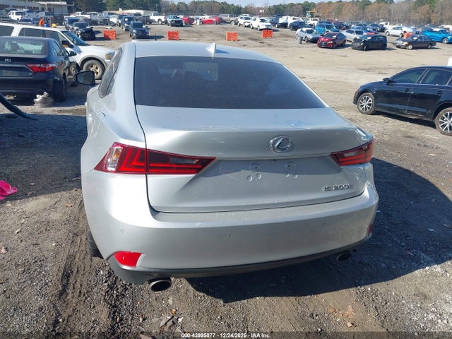 Aukcja sprzedaży 2016 Lexus Is 200t, vin: JTHBA1D21G5028070, numer aukcji: 43995077