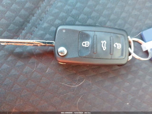 3VW267AJ8GM416924 Volkswagen Jetta 1.4t S