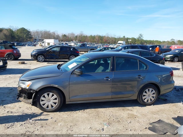 3VW267AJ8GM416924 Volkswagen Jetta 1.4t S