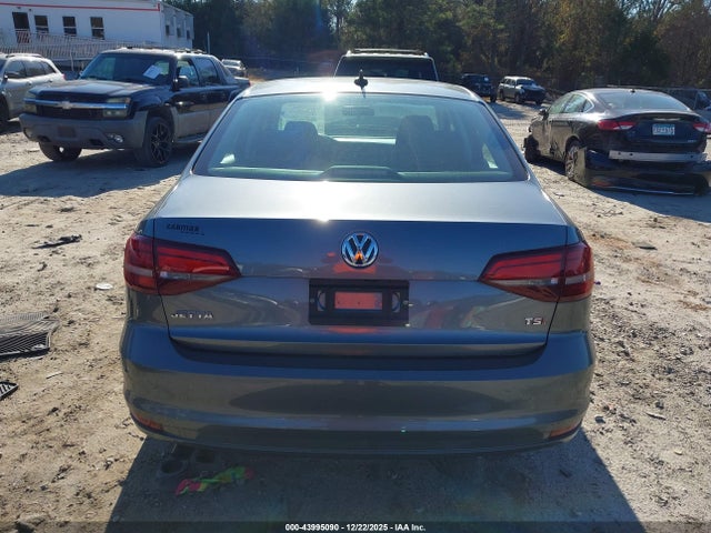 3VW267AJ8GM416924 Volkswagen Jetta 1.4t S