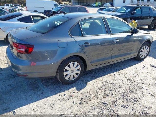 3VW267AJ8GM416924 Volkswagen Jetta 1.4t S