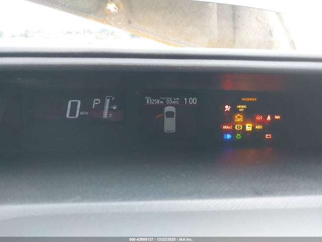 JTDKDTB32G1129075 Toyota Prius C Two