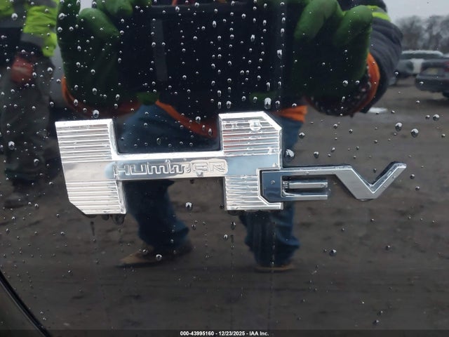 1GT10BDD8SU108388 GMC Hummer Ev Pickup E4wd 2x