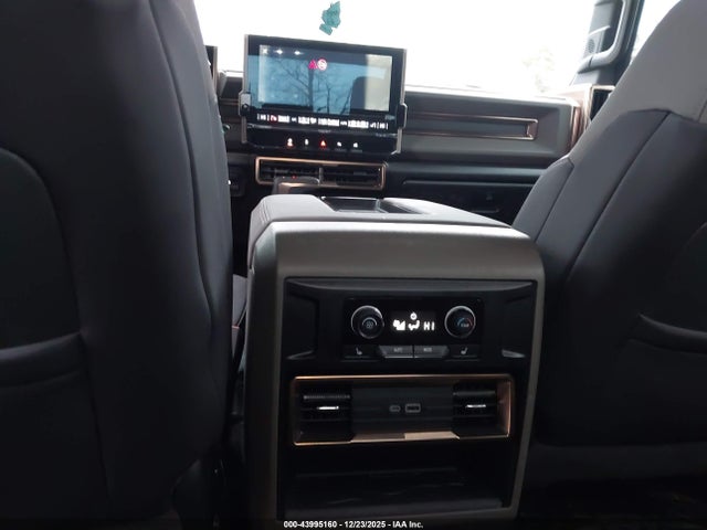 1GT10BDD8SU108388 GMC Hummer Ev Pickup E4wd 2x