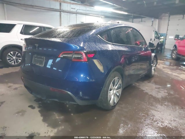 2021 TESLA MODEL Y 5YJYGAEE2MF193803 Photo 3