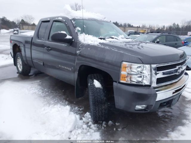 2011 CHEVROLET SILVERADO 1500 1GCRKSE31BZ152187