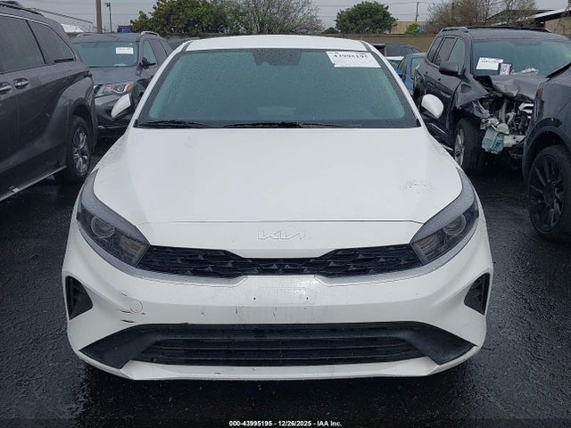 3KPF24AD8PE652959 KIA Forte Lxs