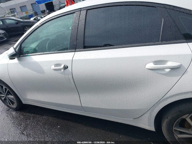 3KPF24AD8PE652959 KIA Forte Lxs