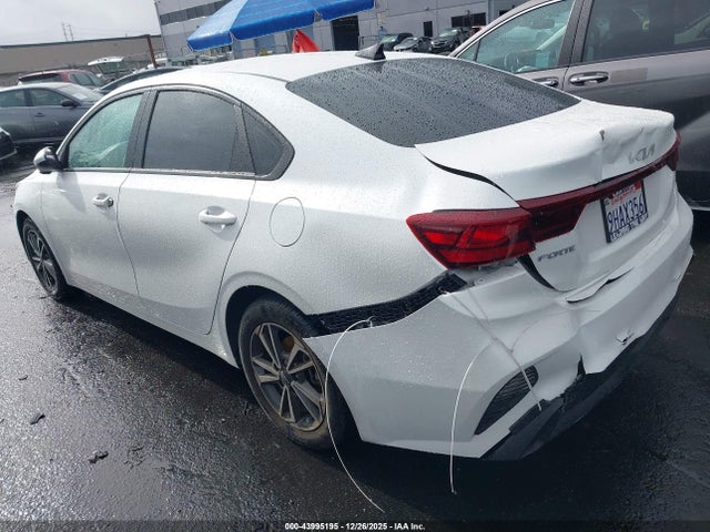 3KPF24AD8PE652959 KIA Forte Lxs