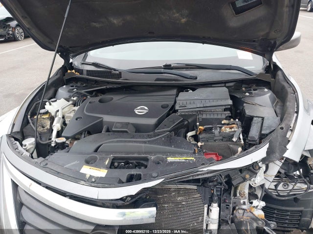 Nissan Altima 2.5 S 2015 1N4AL3AP1FC429444 Image 10