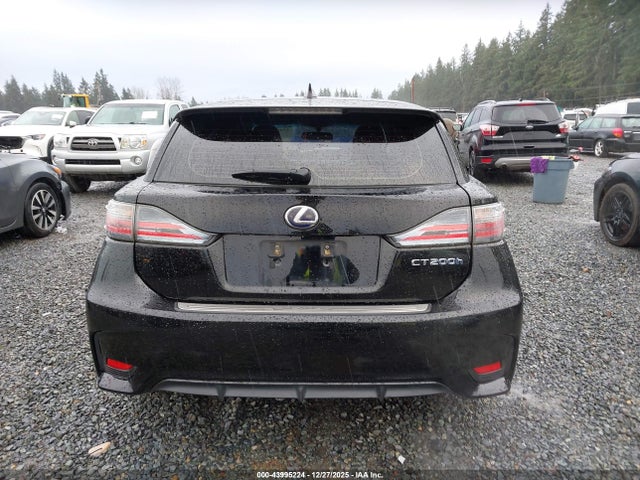 Lexus CT 200H 2014 JTHKD5BHXE2185732 Image 16