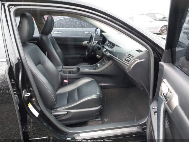 Lexus CT 200H 2014 JTHKD5BHXE2185732 Image 17