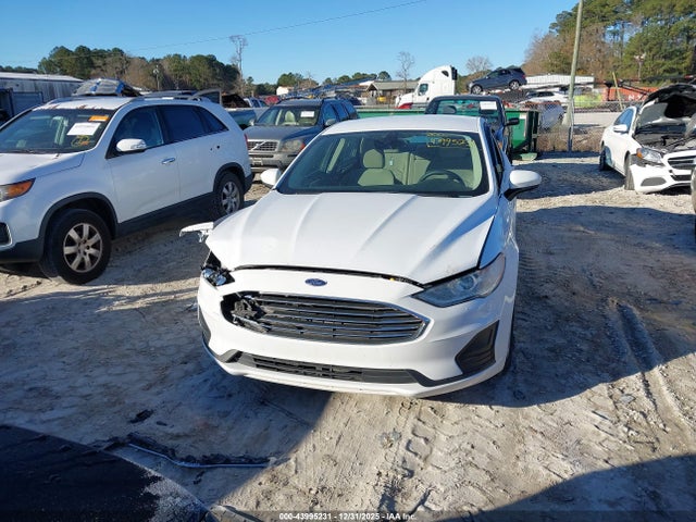 2019 Ford Fusion S მანქანა იყიდება აუქციონზე, vin: 3FA6P0G77KR159700, აუქციონის ნომერი: 43995231